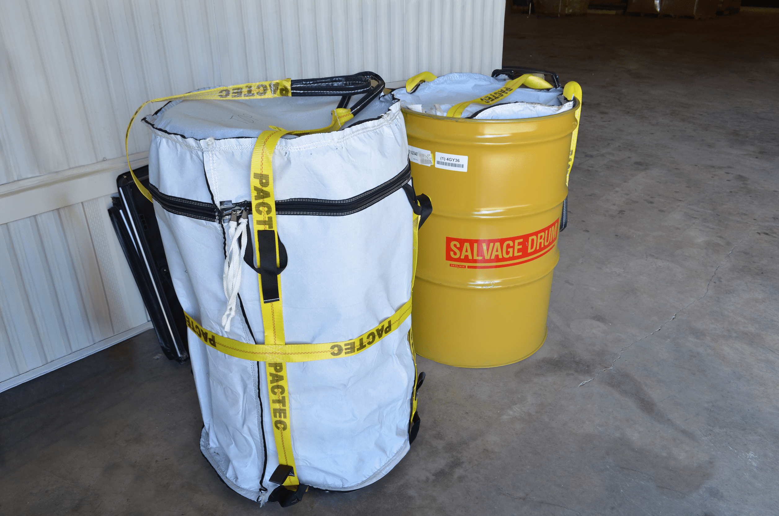 [I] IP-1 Drum LiftPac with 55 Gallon Drum
