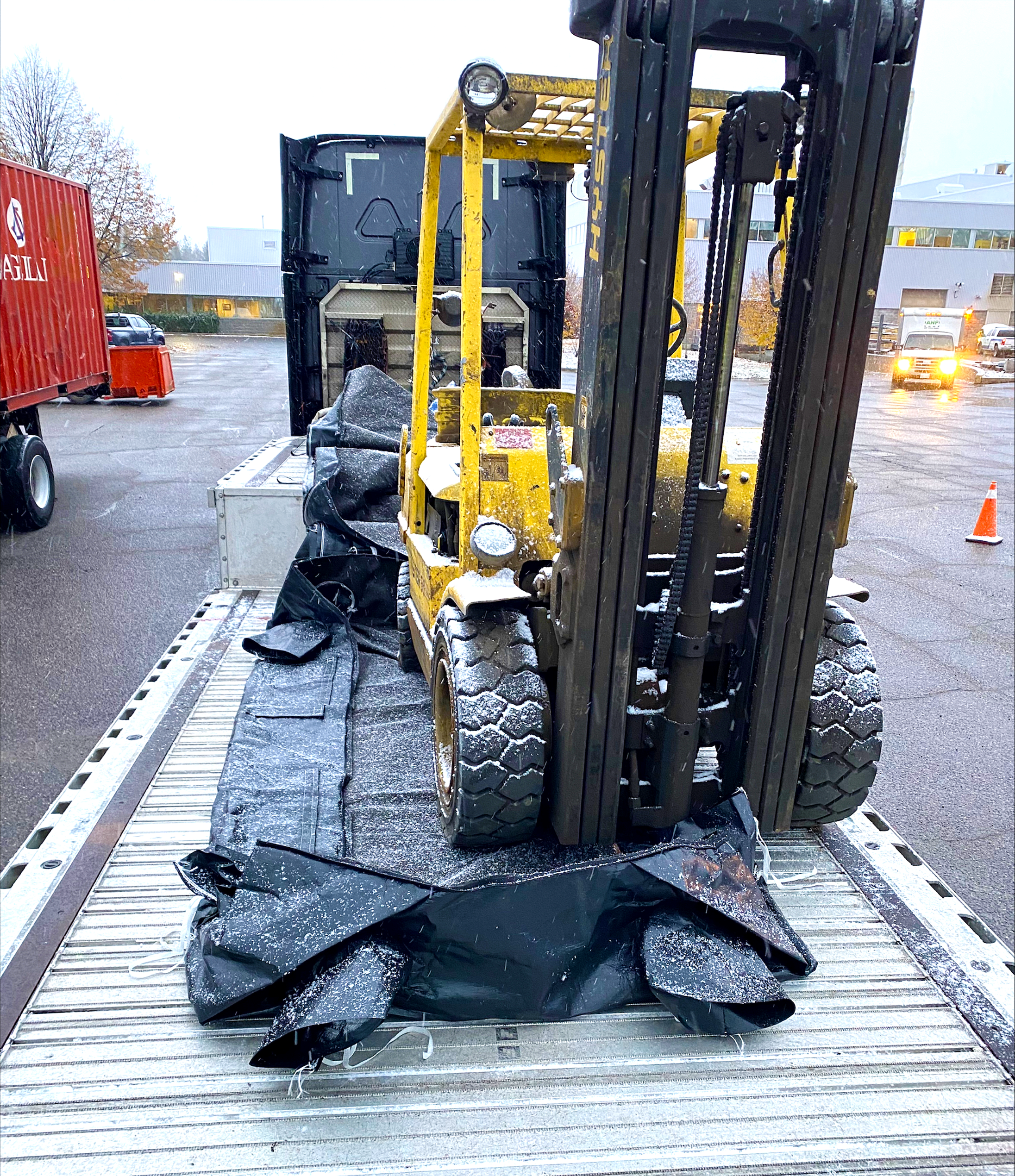 [I] OverPac- Preparing OverPack on Snowy Flat Bed